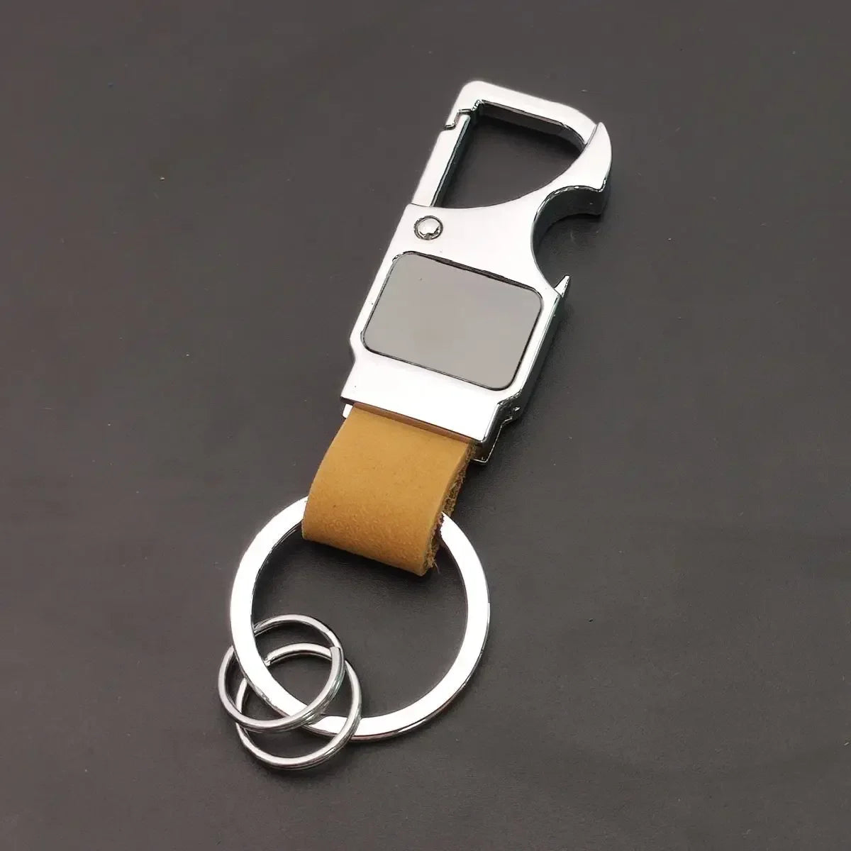 1PC Custom Logo Name Leather Metal Fashion Keyring Spot Keychain Hardware Accessorie Buckle for Car Moto Key Ring Pendant Gift